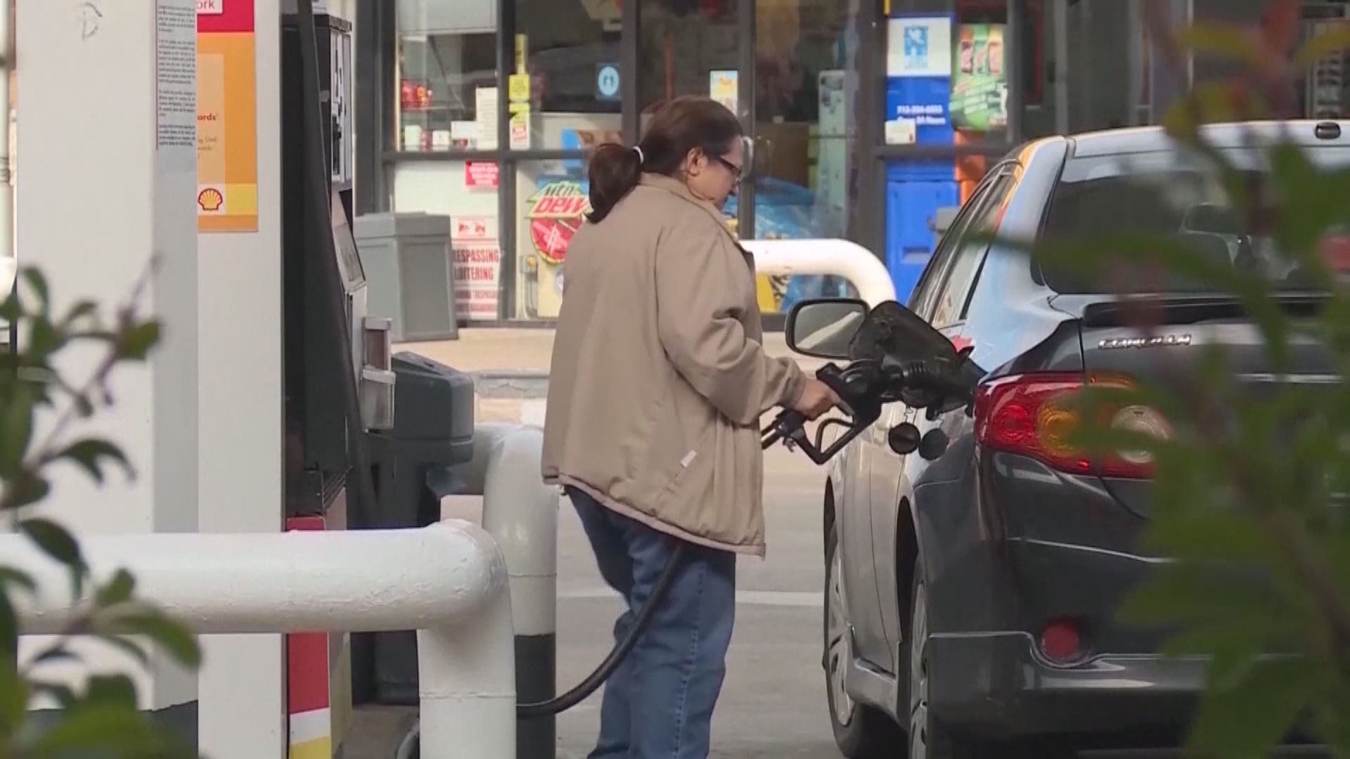 油組聯盟宣布下月起每日減產逾百萬桶石油　分析料損美沙關係