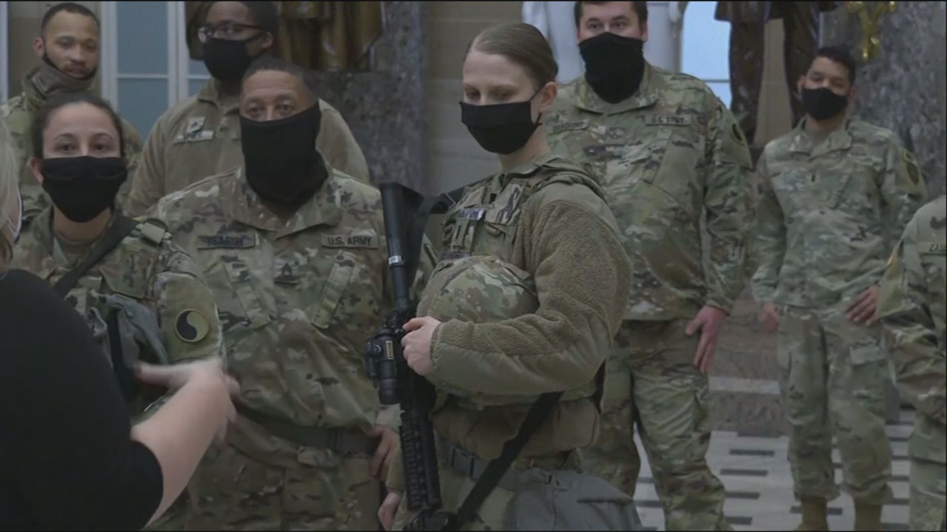 12名國民警衛軍經審查移離崗位　有人與右翼組織有關