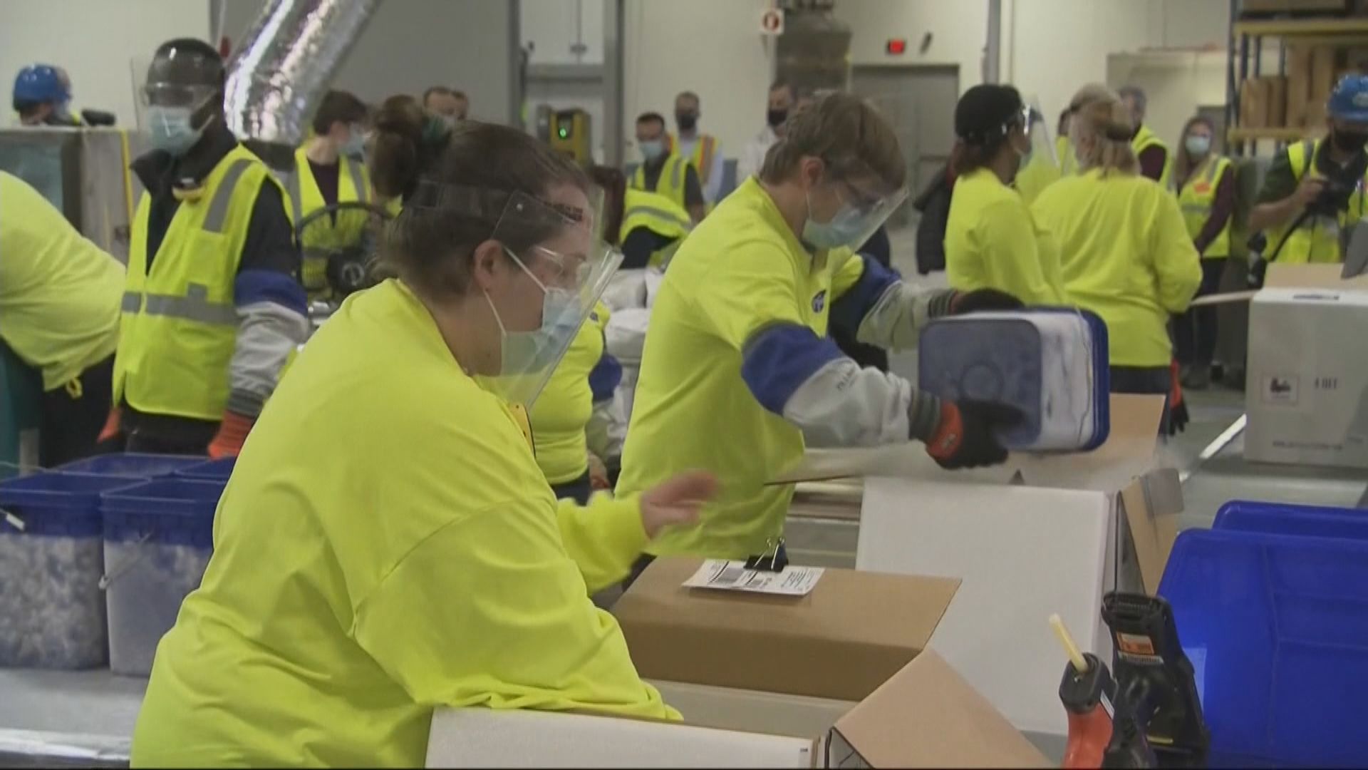 美國首批新冠疫苗料最快周一早上送達各州