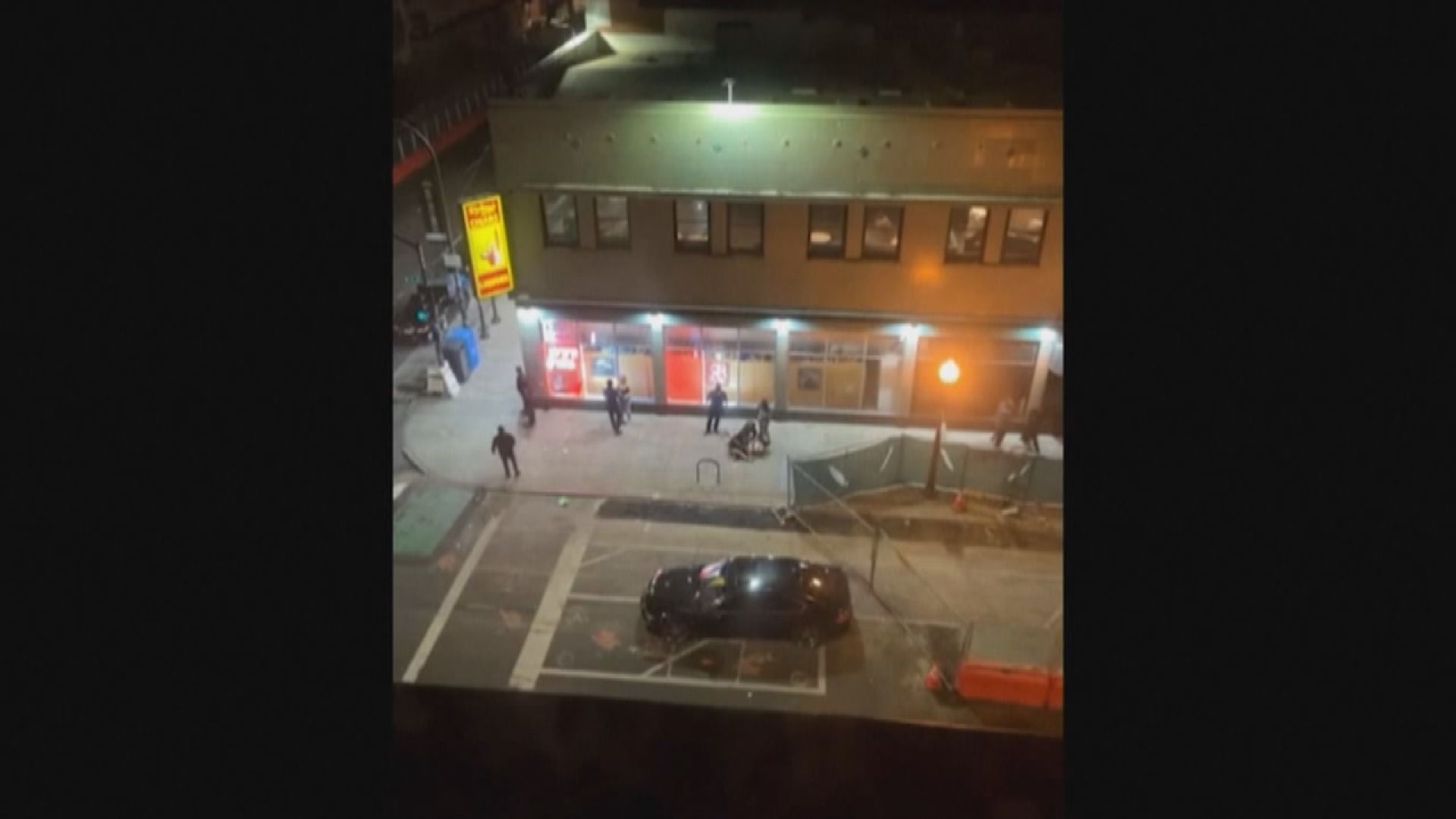 美國加州槍擊案釀最少六死　警方相信槍手有多人