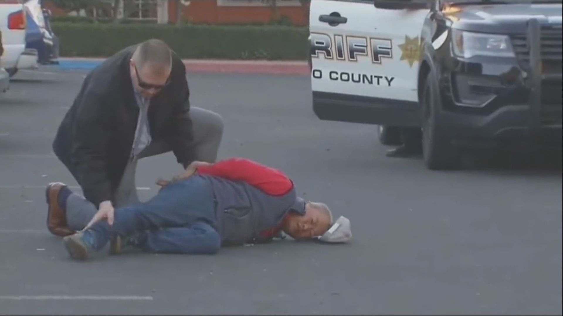 洛杉磯舞廳槍擊案疑兇曾開42槍　死者包括中國公民