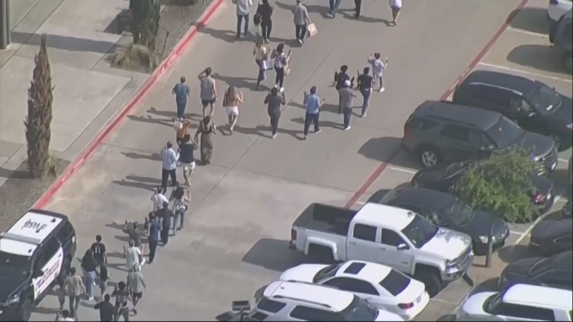 美國得州商場槍擊案最少九死七傷　死者包括槍手