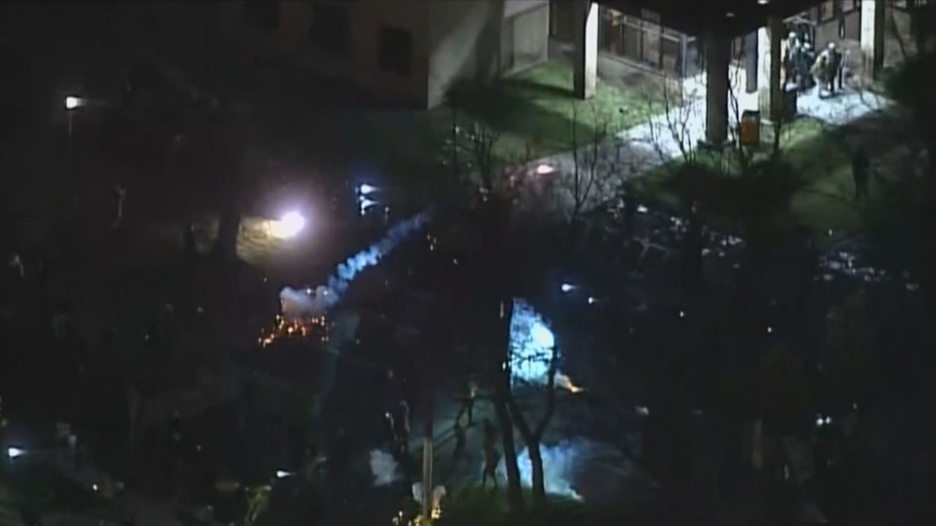 美非裔男子遭警員擊中後死亡　觸發大批民眾上街示威