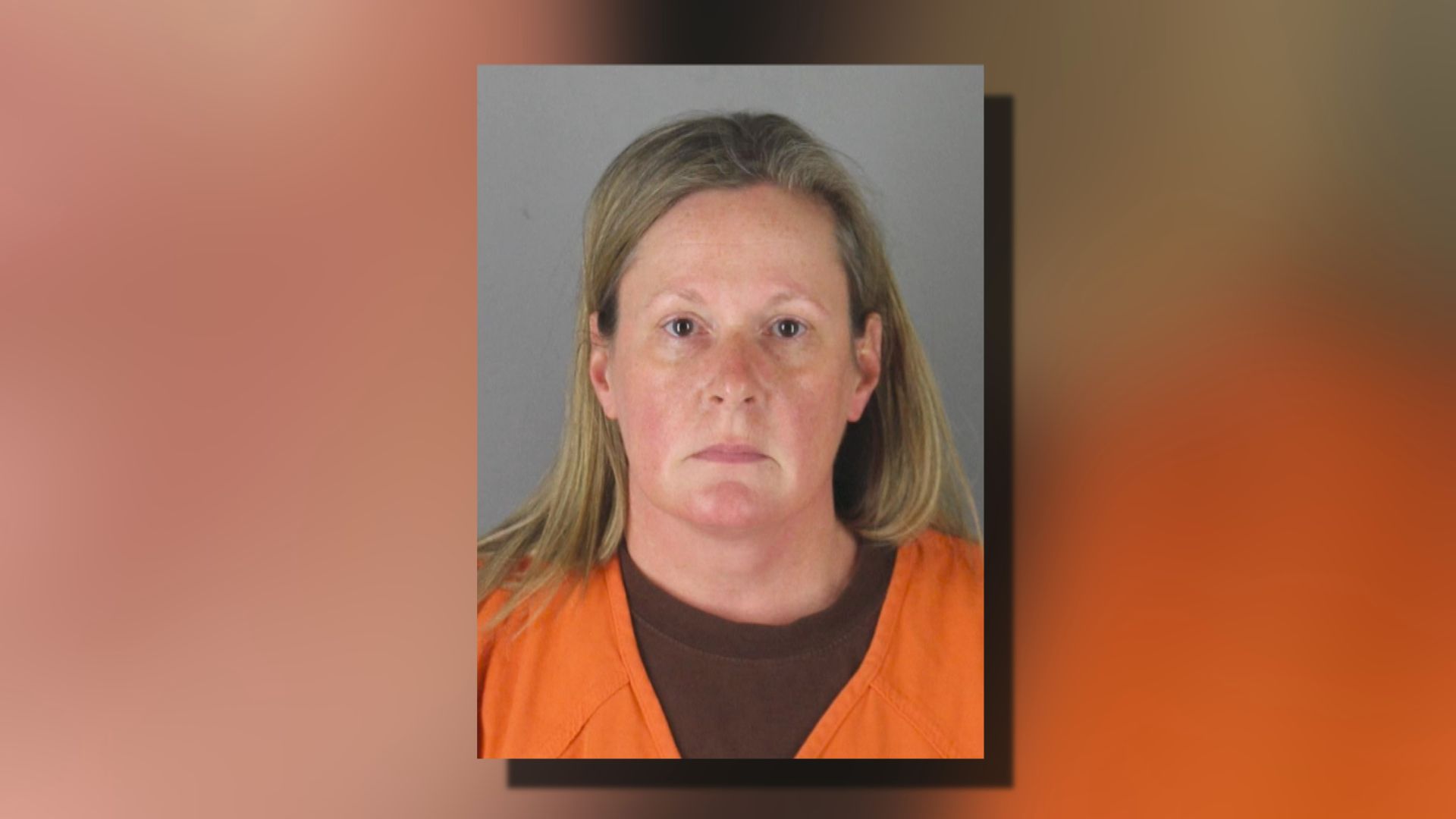 涉擊斃非裔男子美國女警提堂