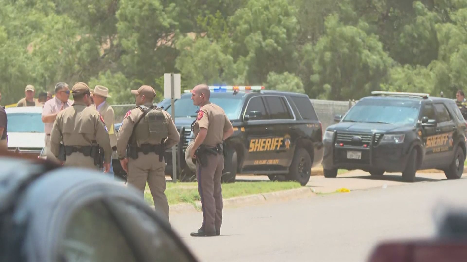 得州小學槍擊案　官員狠批警方應變徹底失敗