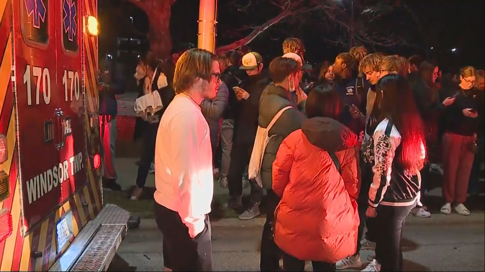 美國密歇根州立大學校園槍擊案四死五傷