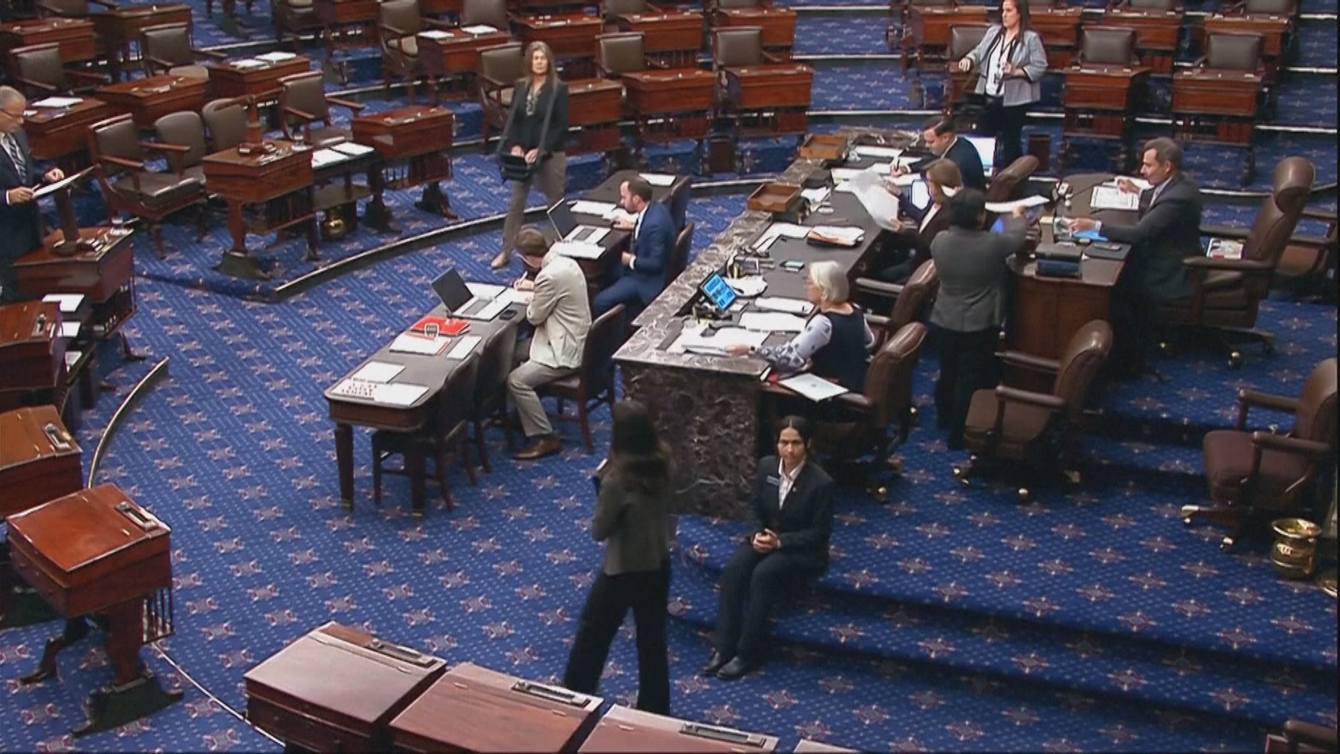 美國政府續停擺　特朗普承認藉停擺取消民主黨政策