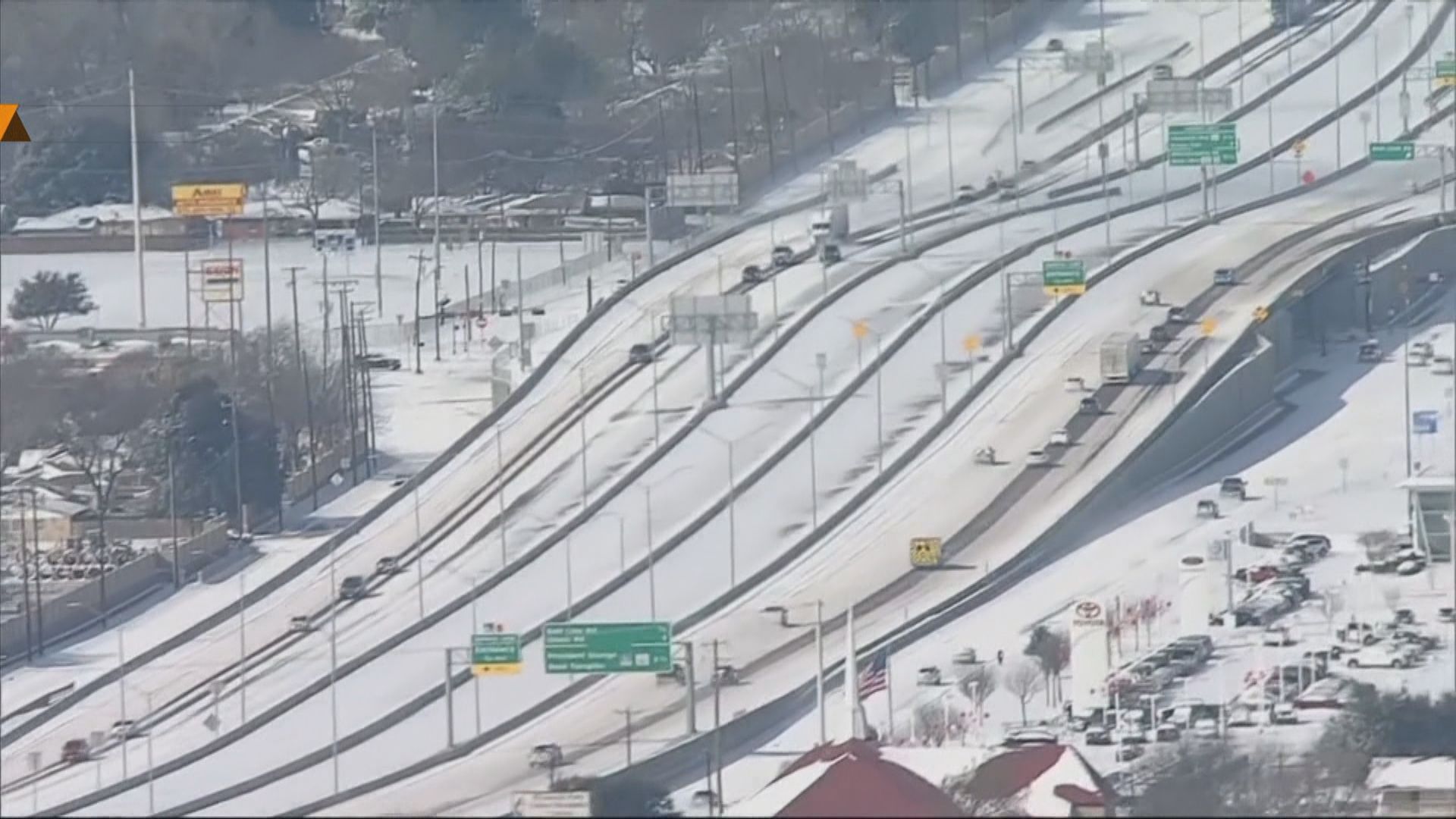 美國得州受暴風雪吹襲　逾二百萬戶停電