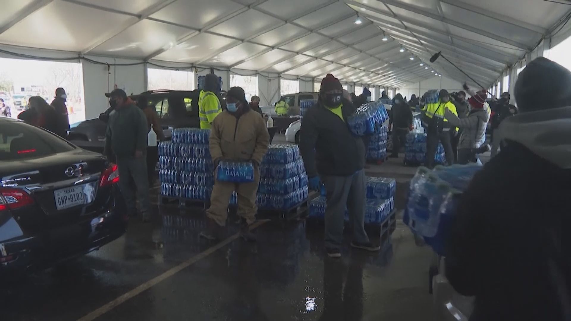 得州逐步恢復供電　惟爆食水危機