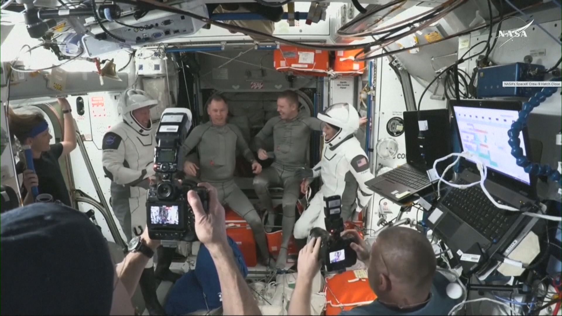 滯留國際太空站逾9個月　兩名美國太空人啟程返地球