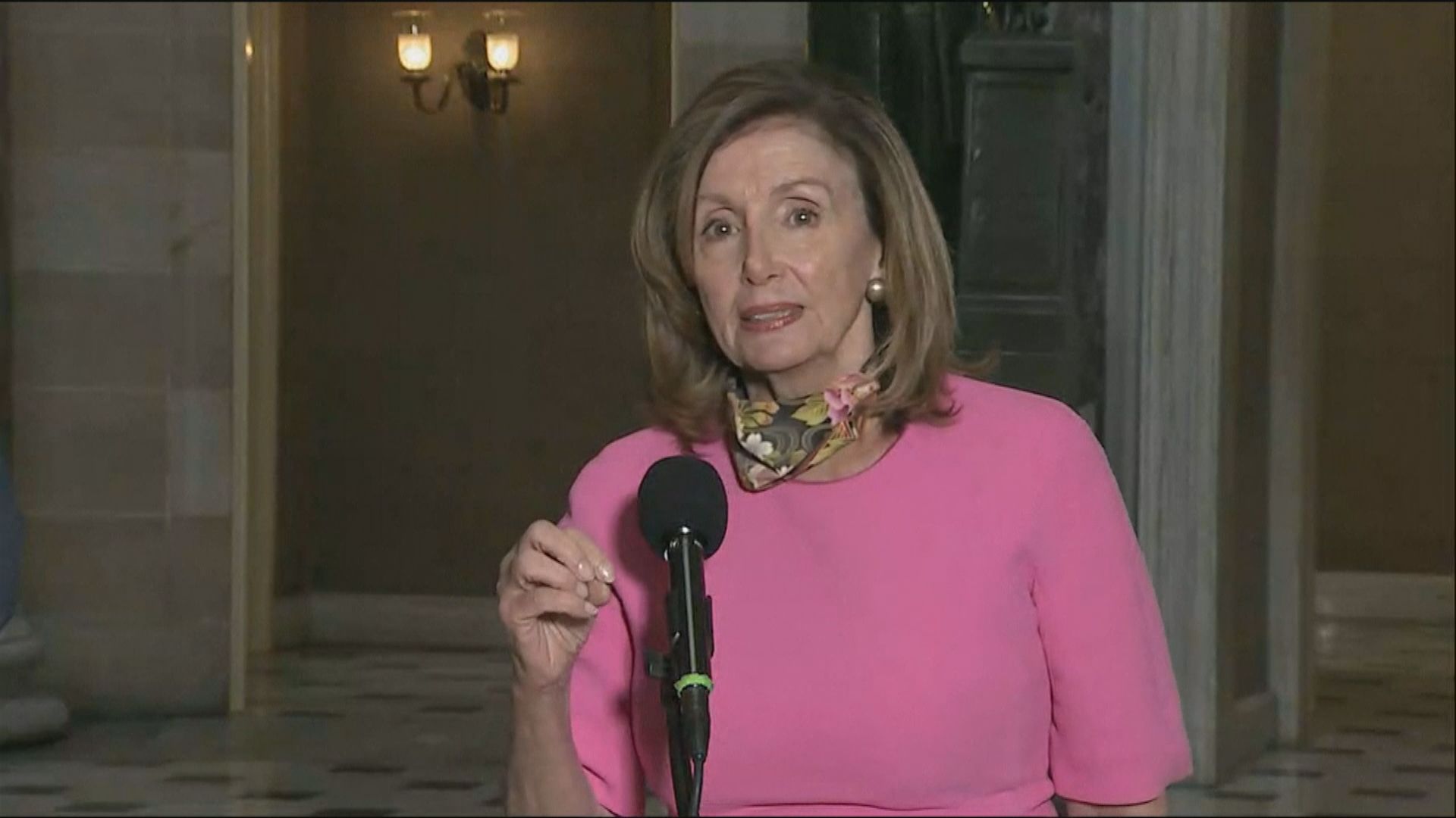 美國民主黨就新刺激經濟方案讓步