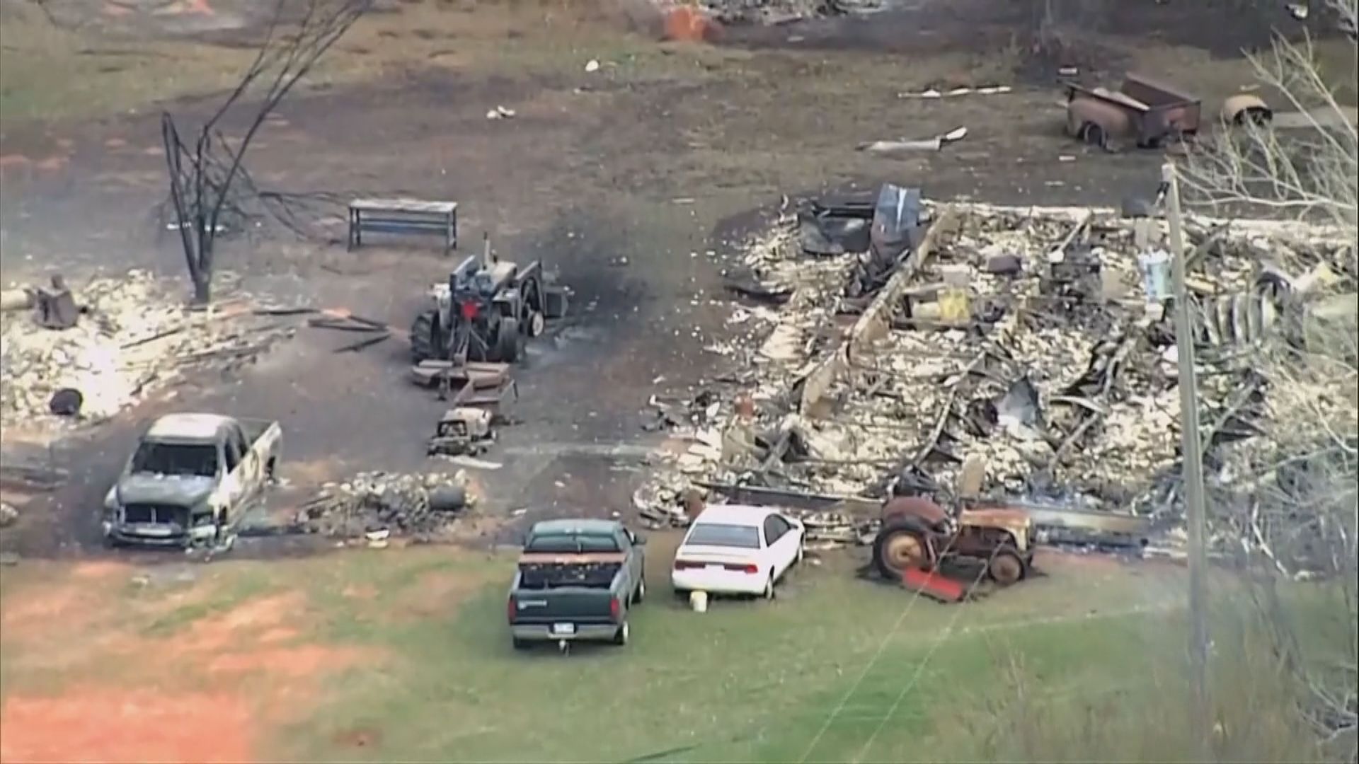 美國中部出現龍捲風等惡劣天氣　至少32人死亡