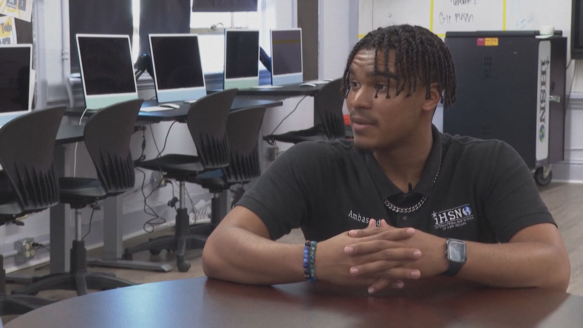 美國16歲高中生獲逾170間大學取錄