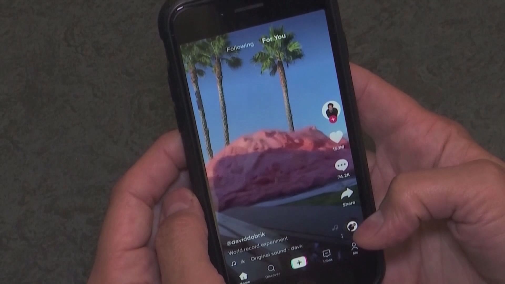 特朗普據報已同意甲骨文和沃爾瑪與TikTok交易協議