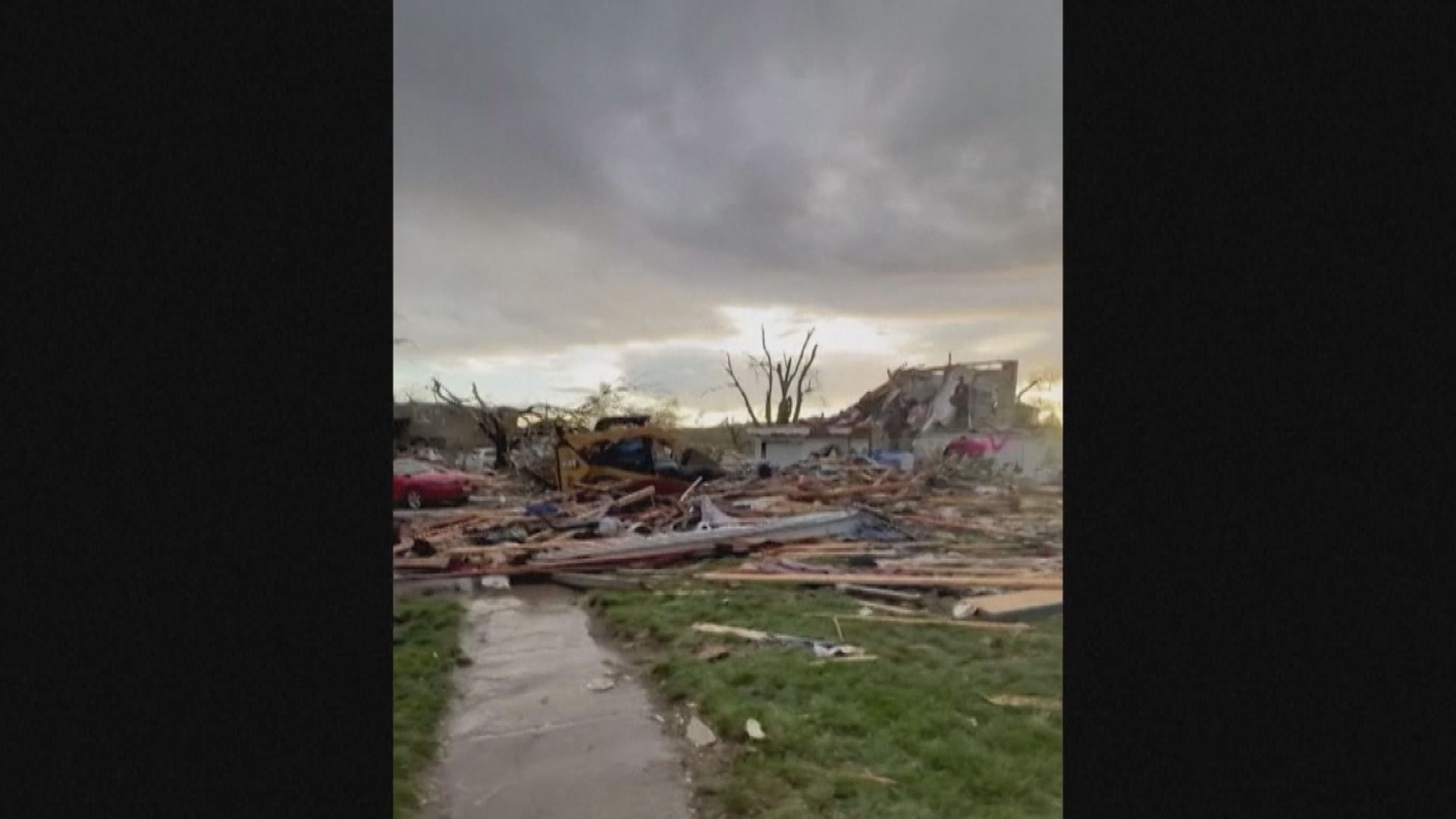 美國中西部遭龍捲風吹襲造成嚴重破壞 最少6人傷