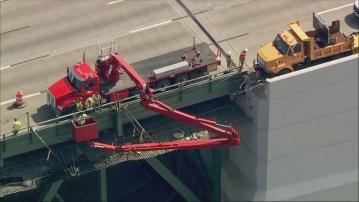 美國特拉華州有貨車從橋上墮河　推測司機死亡