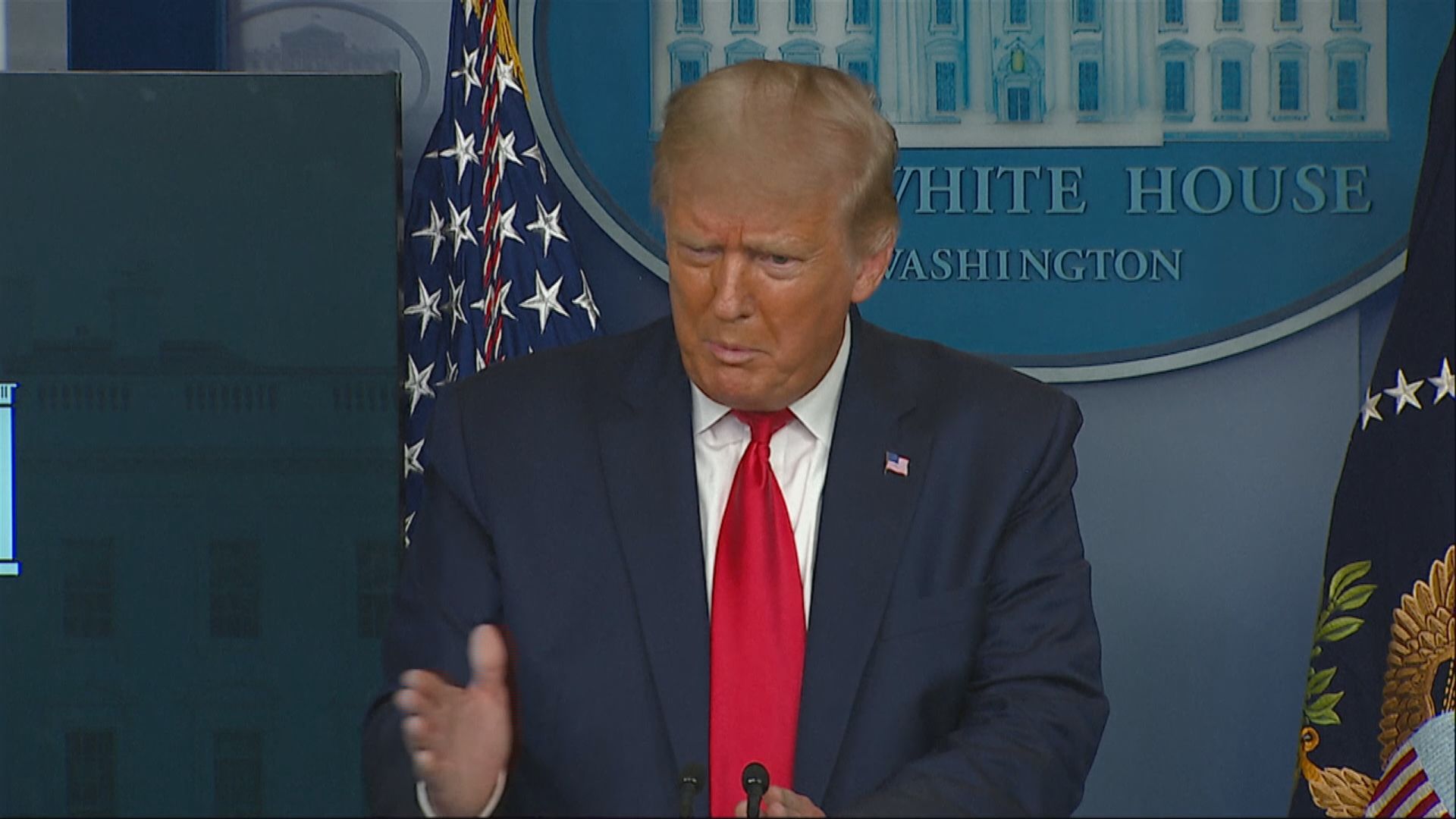 特朗普繼續為淡化疫情言論辯護　指不想民眾恐慌