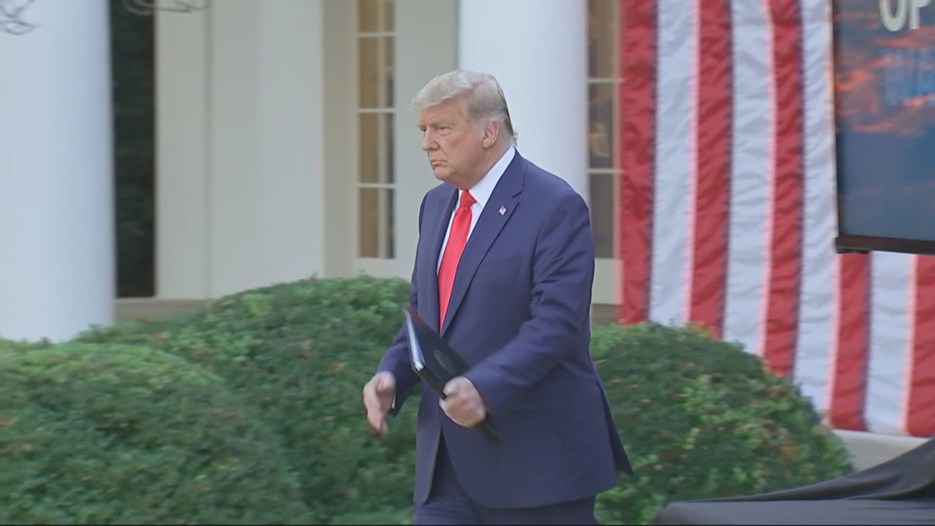 特朗普在有限任期加速推動競選承諾　務求延長影響力