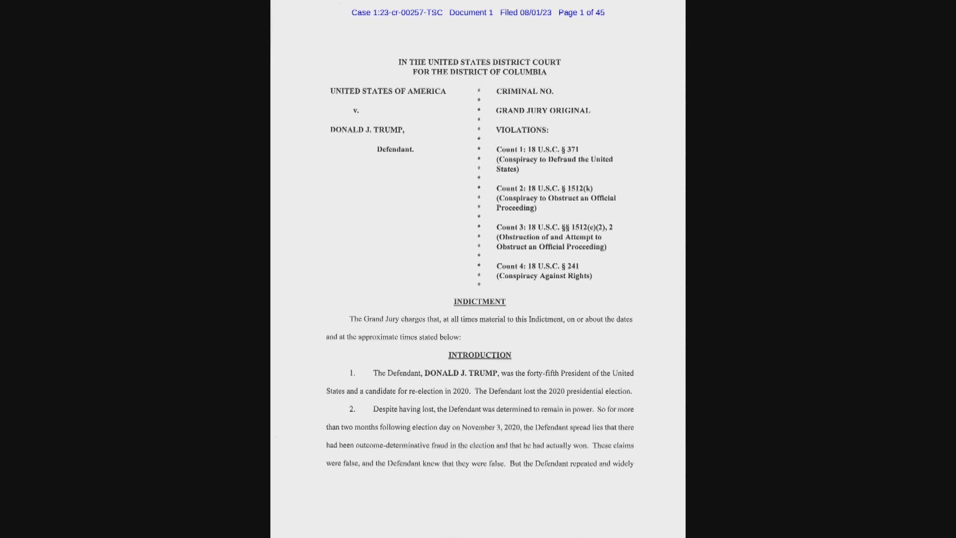 涉試圖推翻大選結果 特朗普被起訴四項刑事罪名