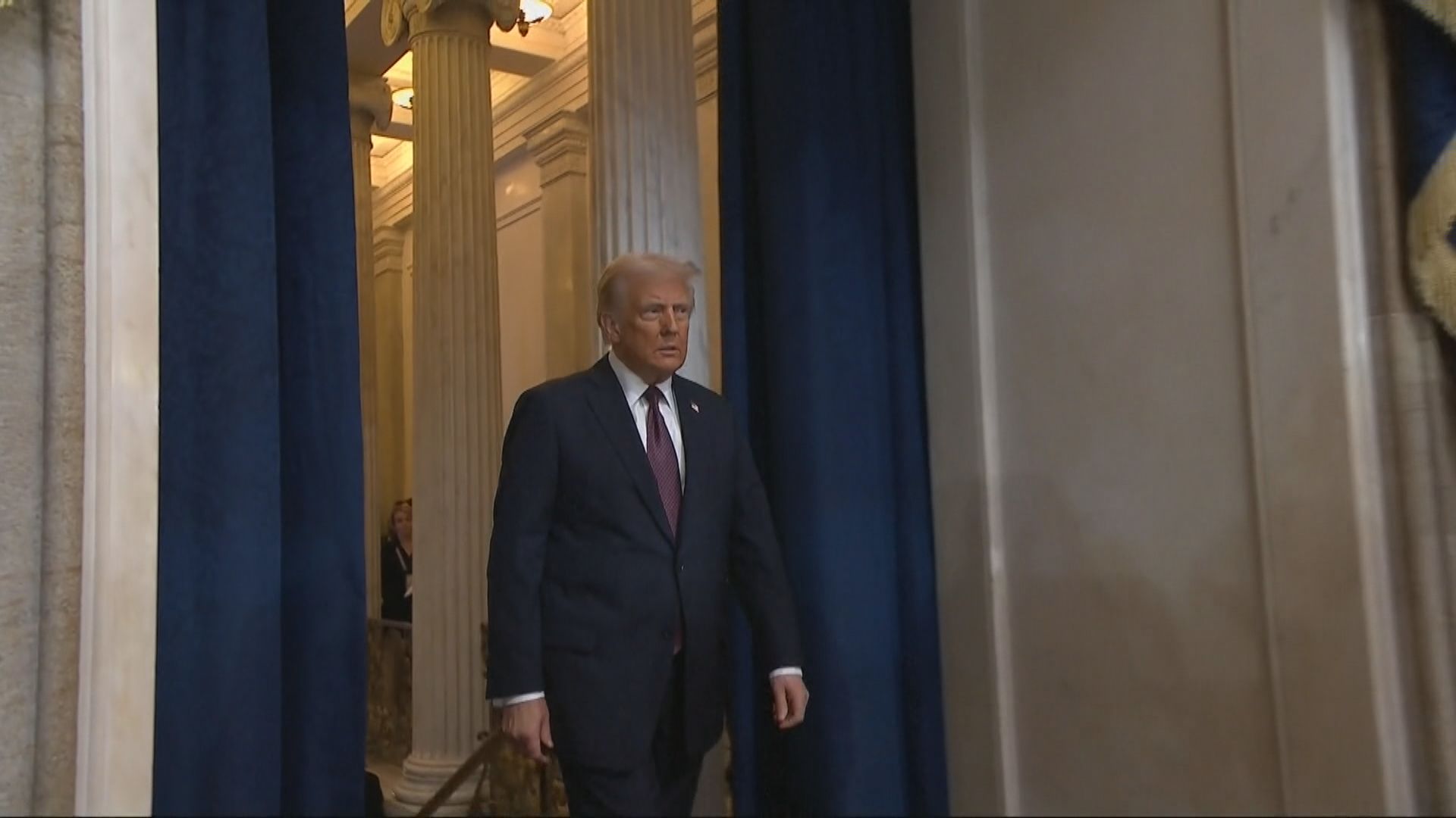 特朗普上任百日｜逾五成受訪者不滿表現　成過去80年來支持度最低美國總統