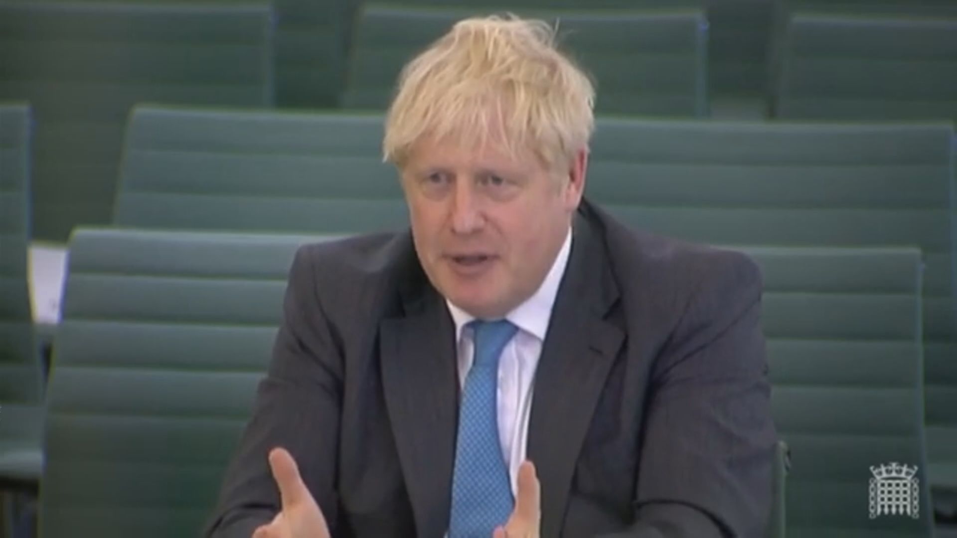 英揆指港區國安法影響開始浮現　王毅：有域外勢力圖策新一輪「顏色革命」