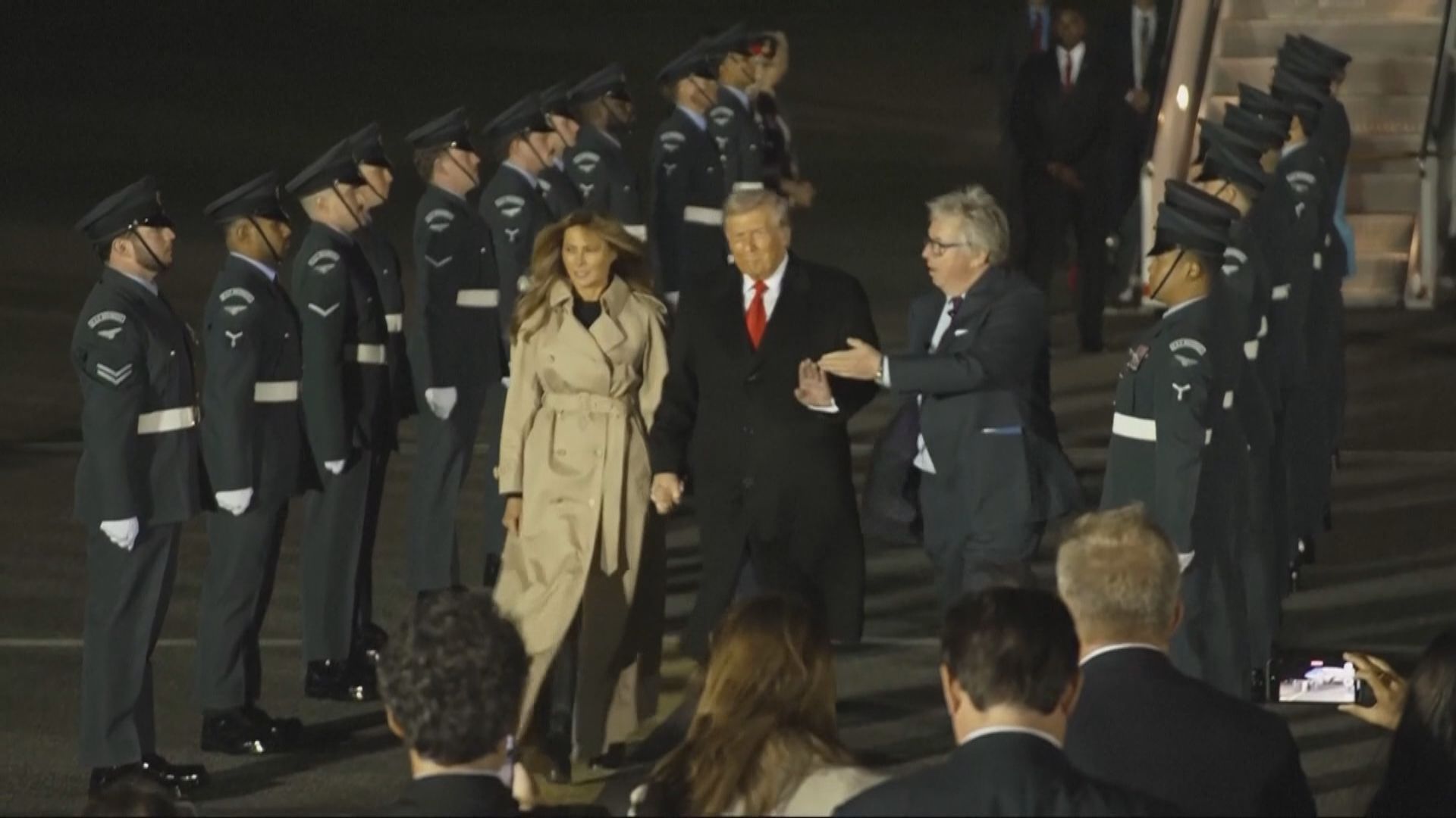 特朗普抵達英國展開第二次國事訪問