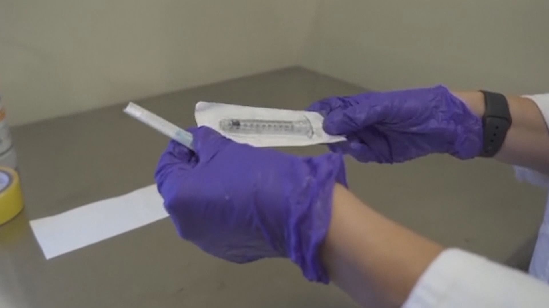 強生開始新冠疫苗第三期臨床試驗　最快11月供應