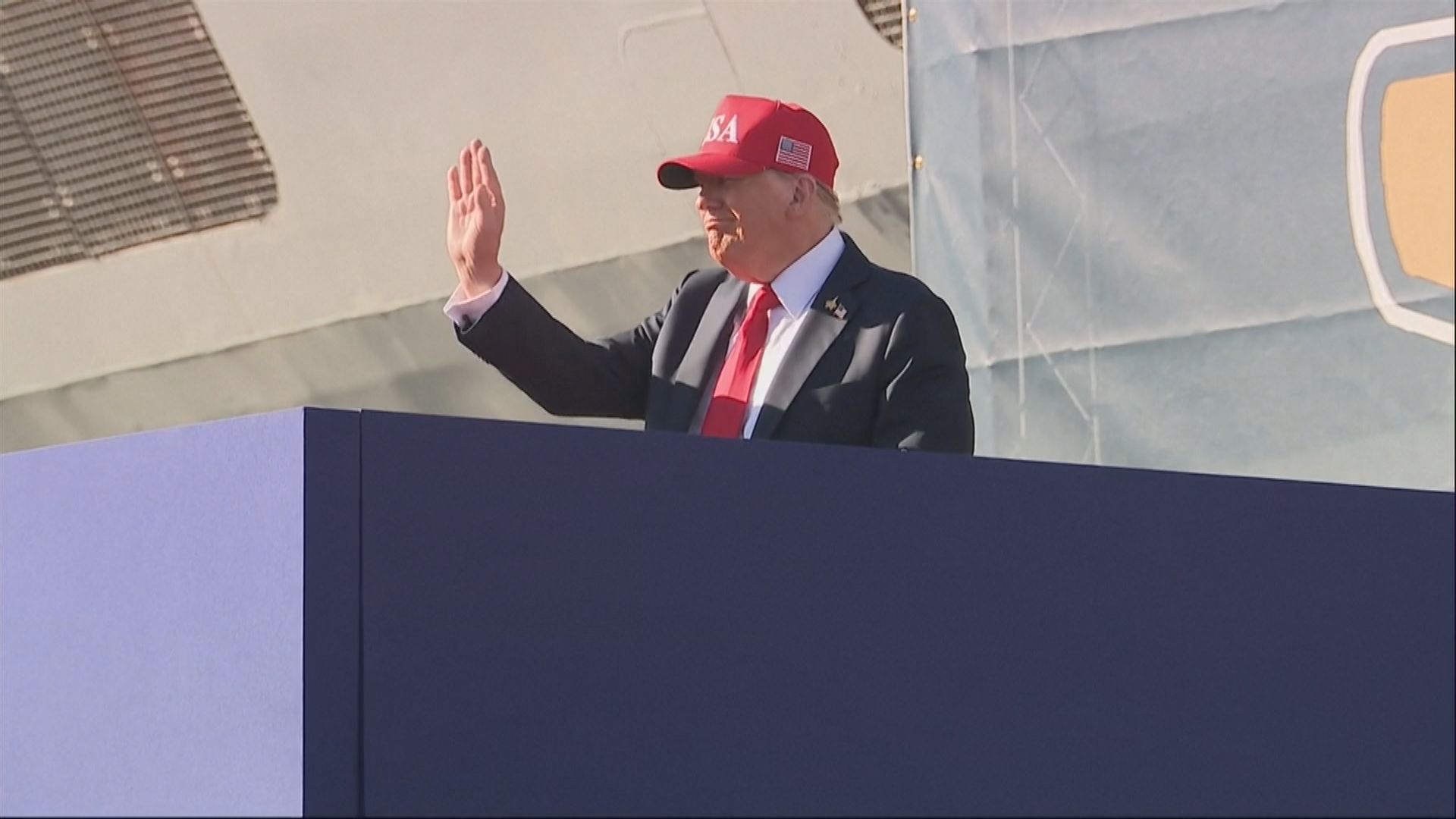 特朗普：美軍再打擊委內瑞拉外海懷疑運毒船　將展開打擊陸上走私毒品問題