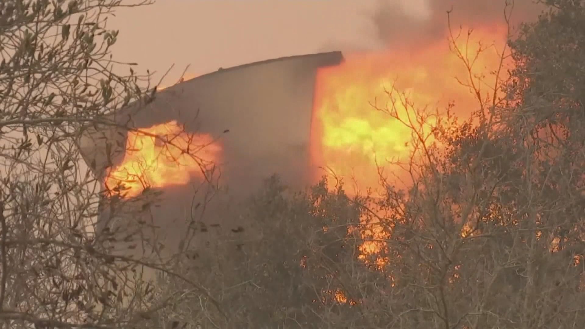 加州北部山火蔓延破壞規模破紀錄