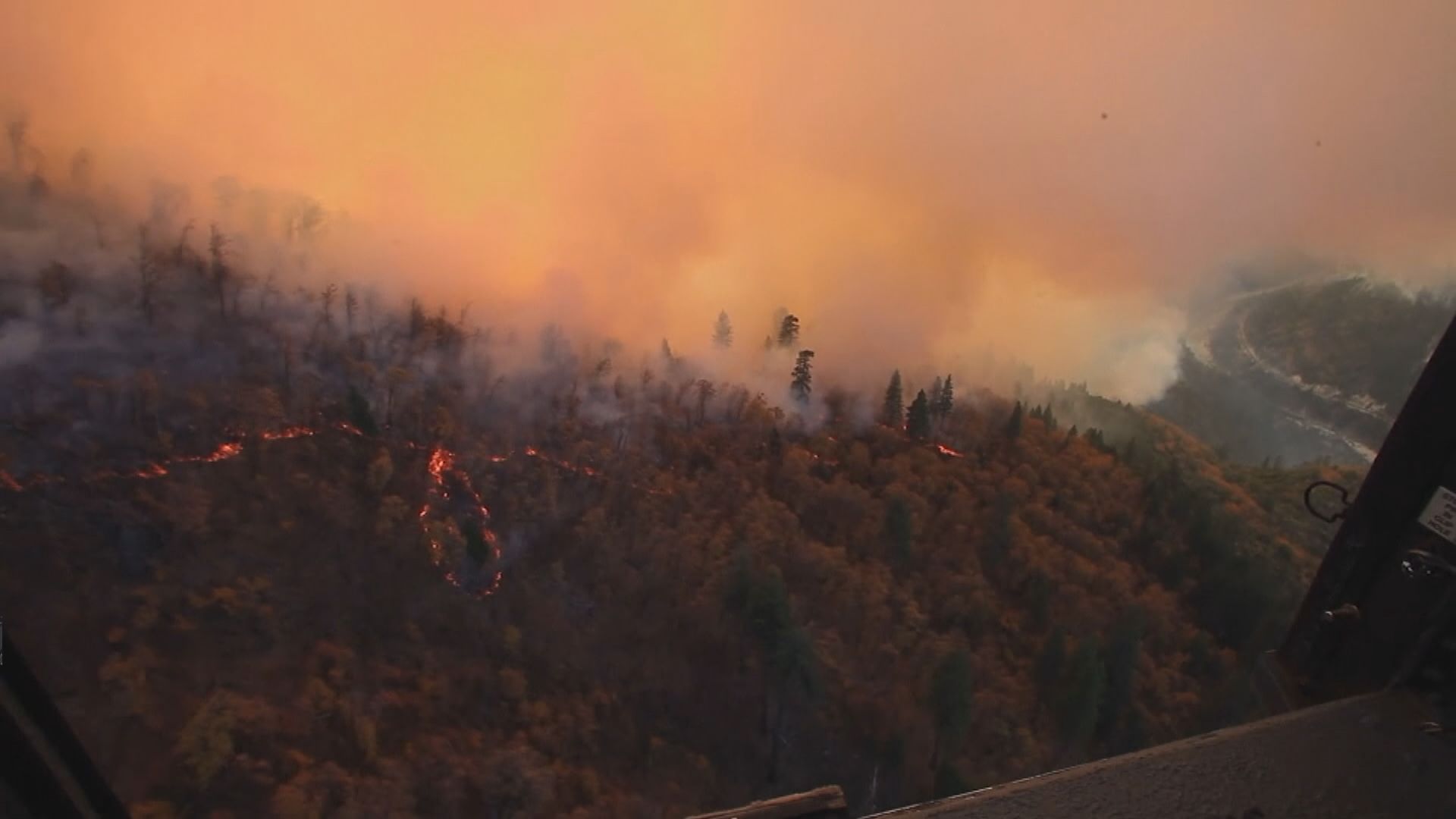 加州山火持續料天氣轉涼有助撲火