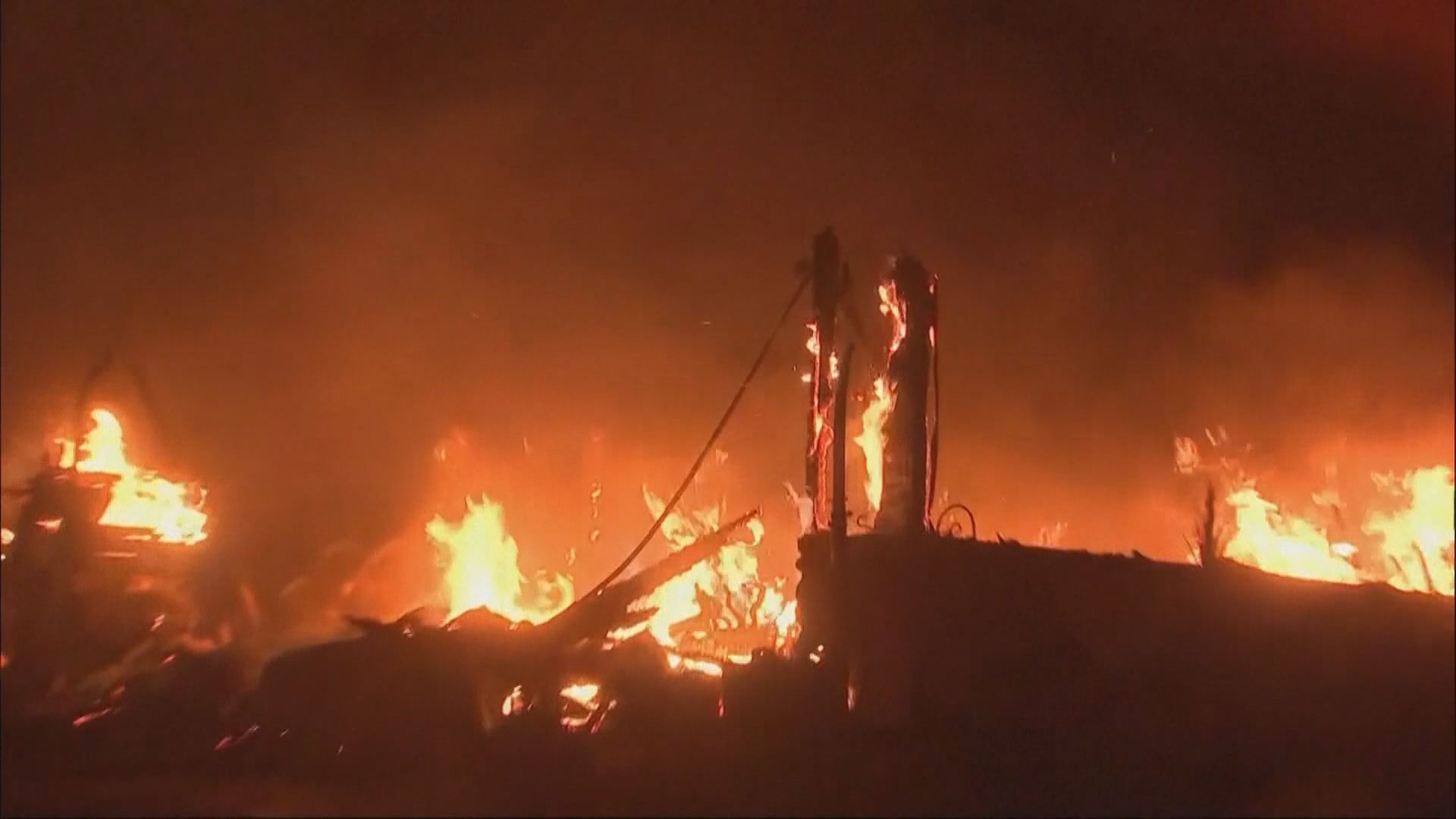 洛杉磯山火仍未受控　至今已造成5人死亡