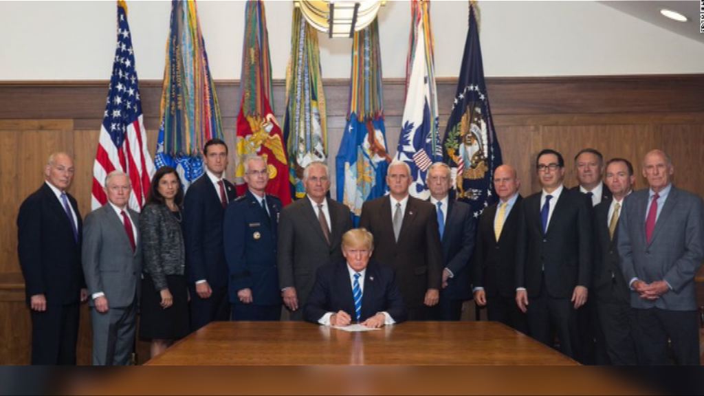 特朗普擬向阿富汗增兵四千