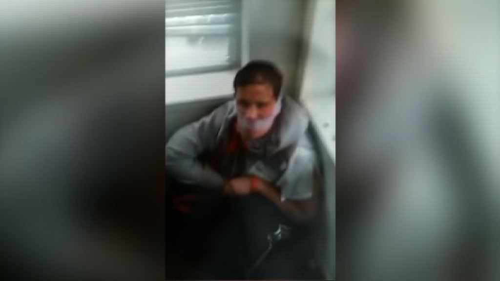 白人智障學生受虐過程遭直播