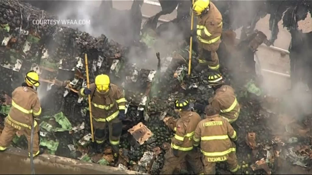 得州交通事故燒毀大批牛油果