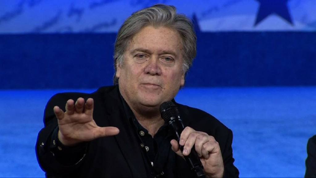 班農形容特朗普陣營晤俄人屬叛國