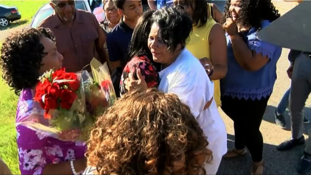 特朗普特赦被判終身監禁女毒販