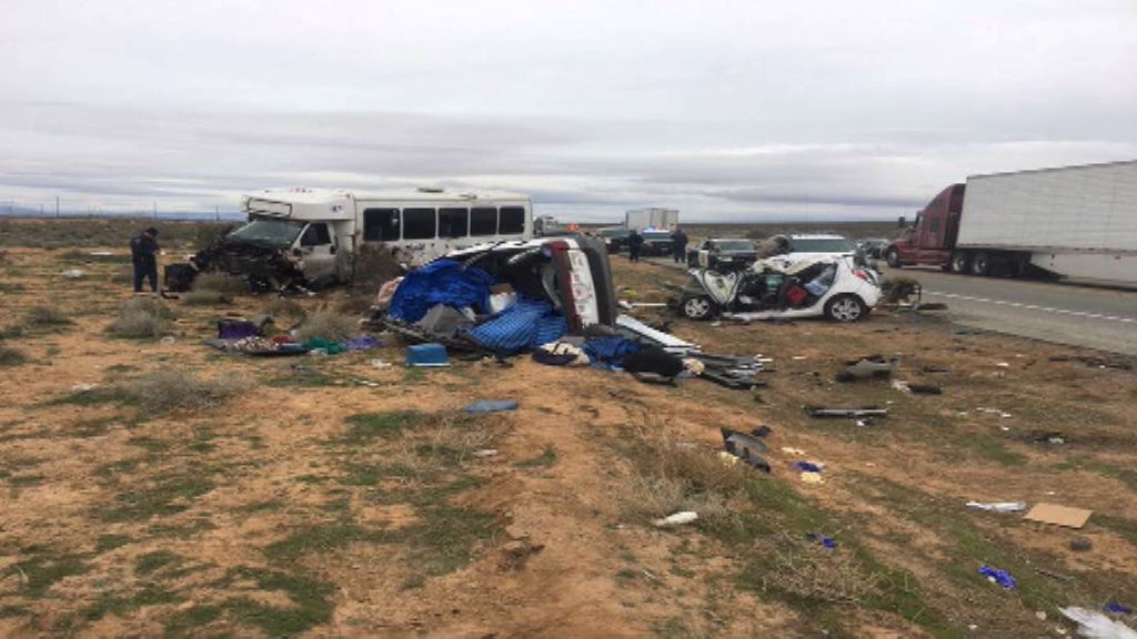 美載華旅客巴士車禍釀一死廿六傷