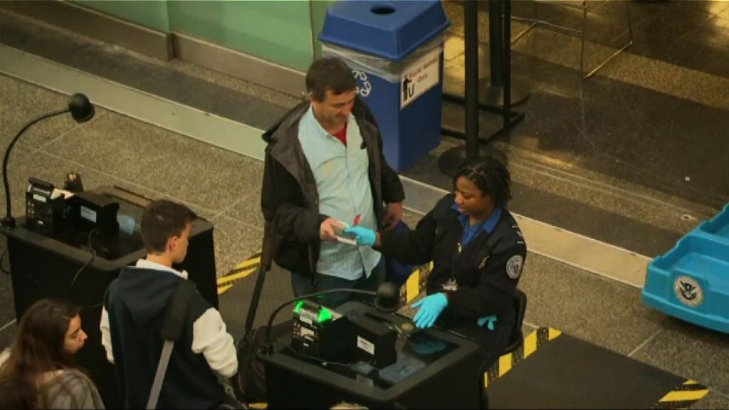 美要求特定遊客填報社交媒體帳號