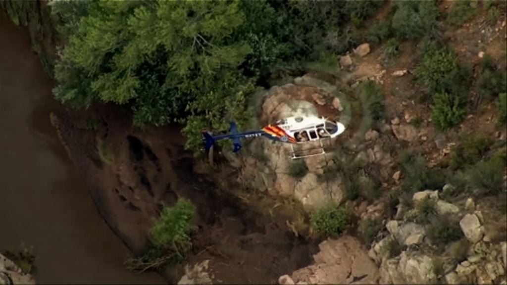 美國亞利桑那州山洪暴發九死一失蹤