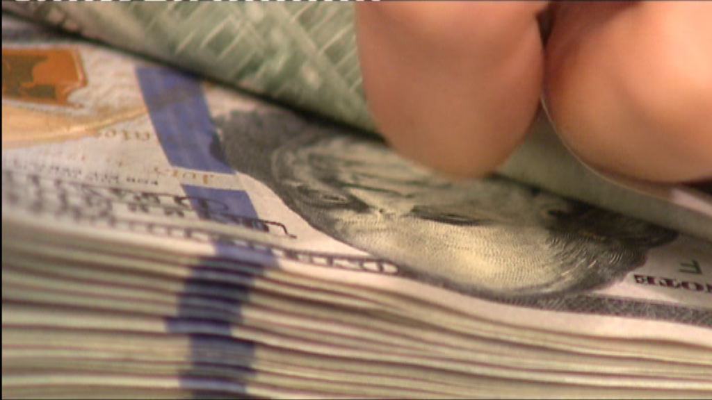 美元兌日圓向下　跌至逾六周低位