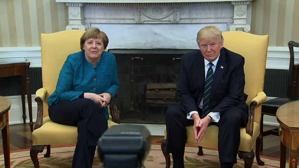 特朗普默克爾於白宮首度會談