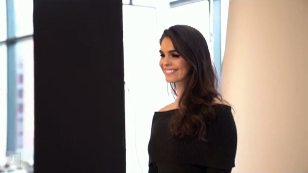 年輕前模特兒希克斯任白宮通訊總監