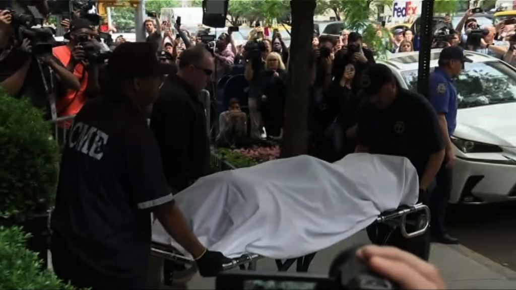 時裝設計師凱特絲蓓紐約寓所自殺身亡