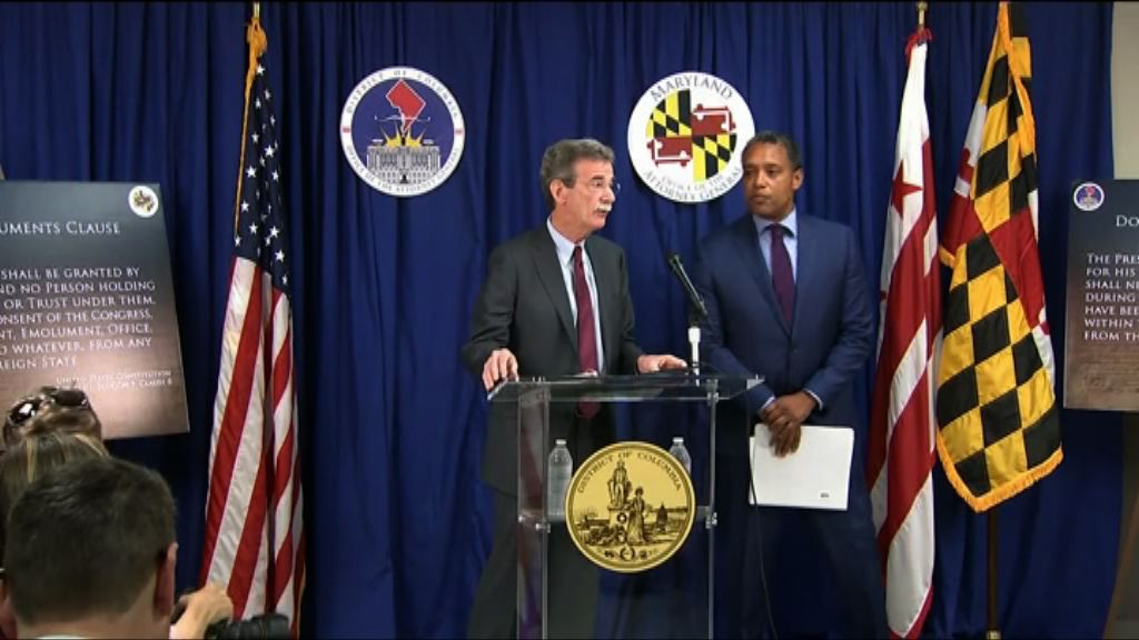 特朗普遭起訴涉利益衝突違憲