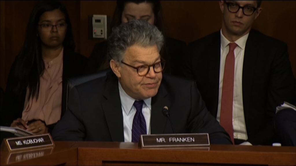 弗蘭肯因性騷擾醜聞辭任參議員