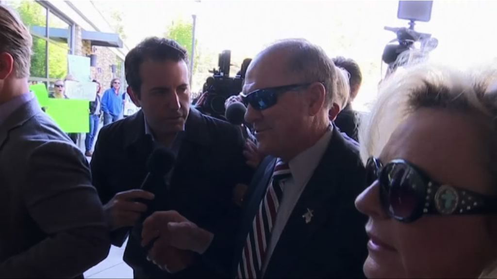 美參議員穆爾稱不當性行為指控是失實　