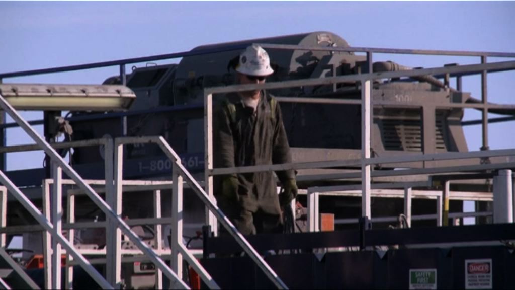 美元匯價上升　油價跌約2%