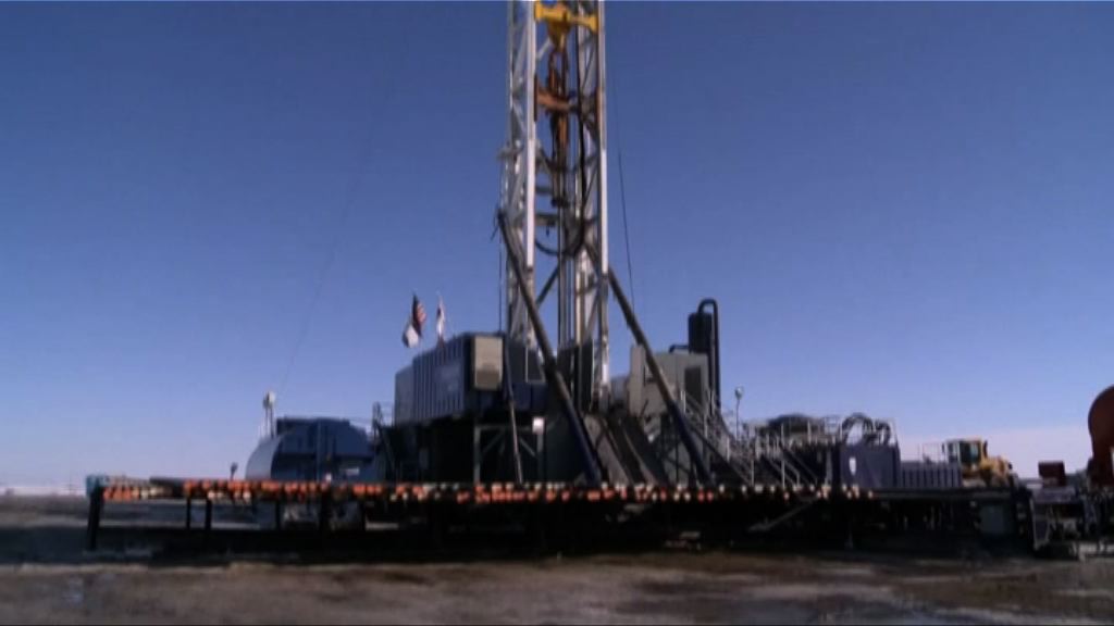 國際油價下挫逾百分之1