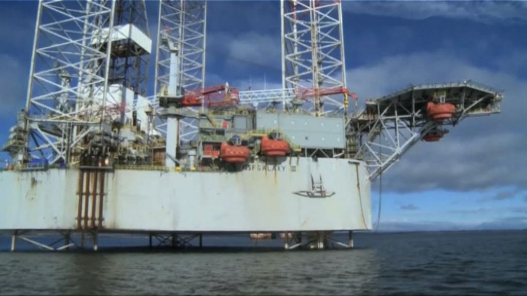 國際油價結束3連升下挫近4%