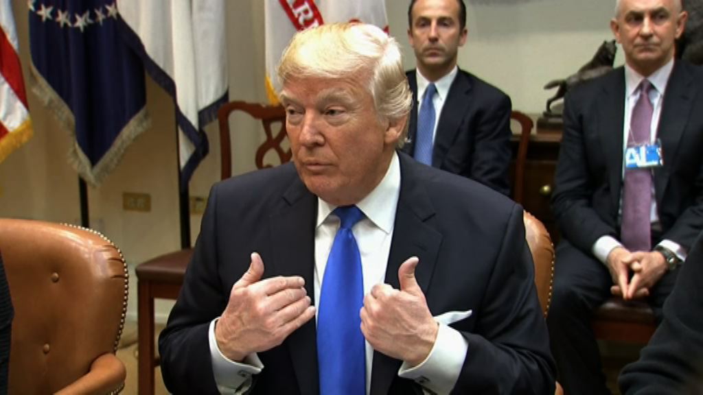 特朗普向兩個具爭議輸油管項目開綠燈